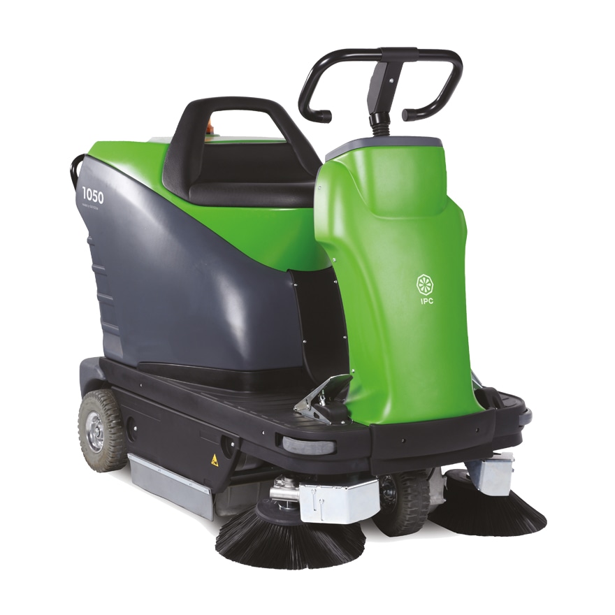 Spazzatrice IPC 1050 uomo a bordo