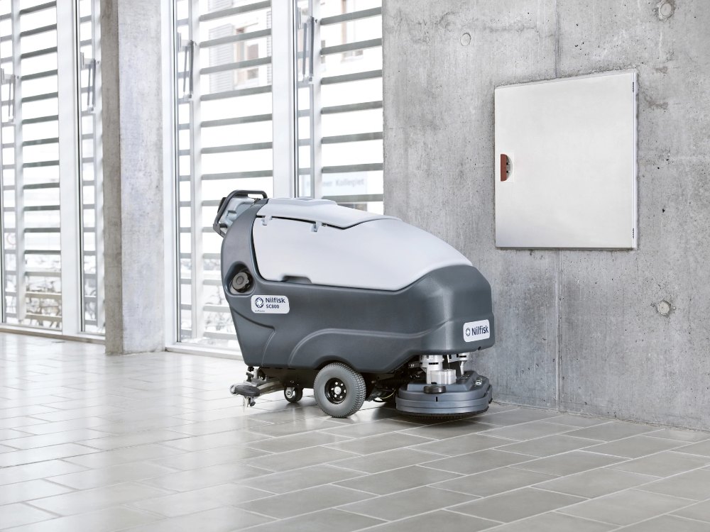 Nilfisk SC800, lavasciuga uomo a terra